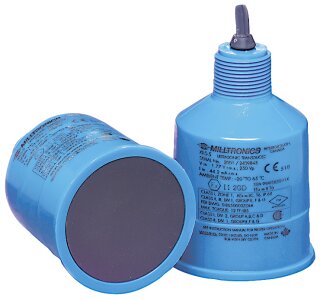 Siemens - 7ML11061BA200A - EchoMax XRS-5 Ultraschall-Füllstandsensor: kontinuierlich, berührungslos, Messbereich 8 m (26 ft), für Flüssigkeiten und Schlämme.